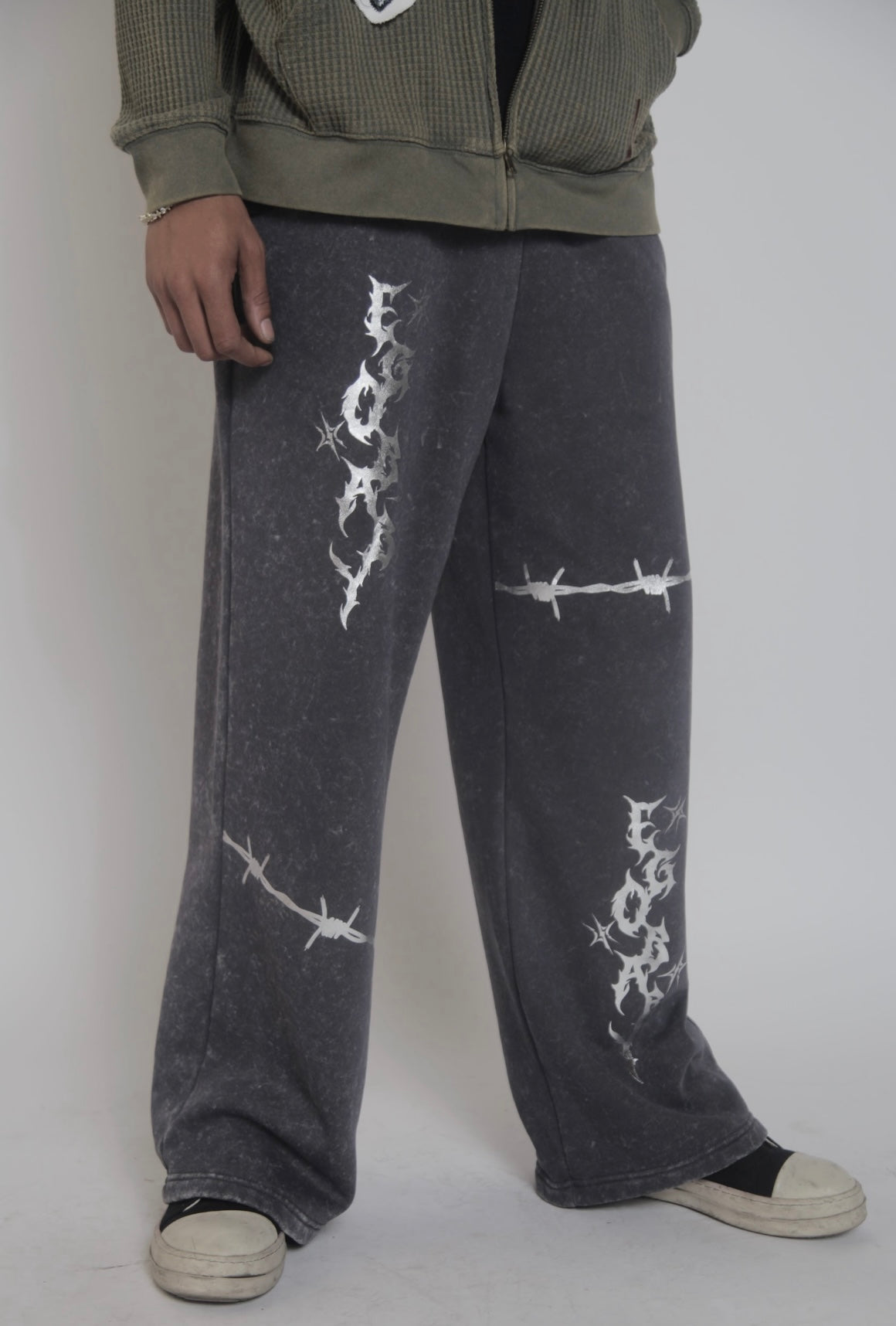 1-1 Stone Wash Sweats