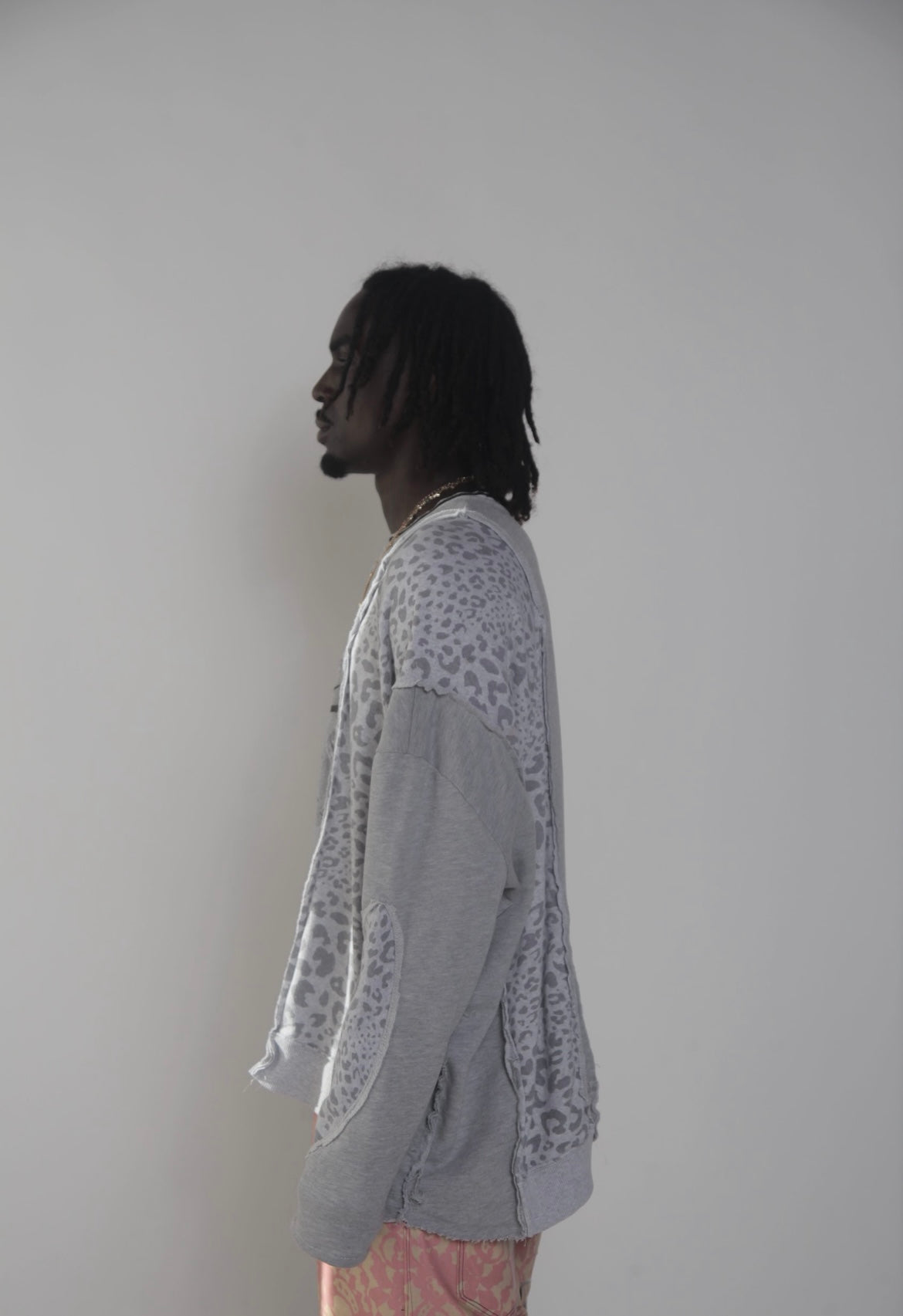 1-1 Cheetah Long Sleeve Light Sweater
