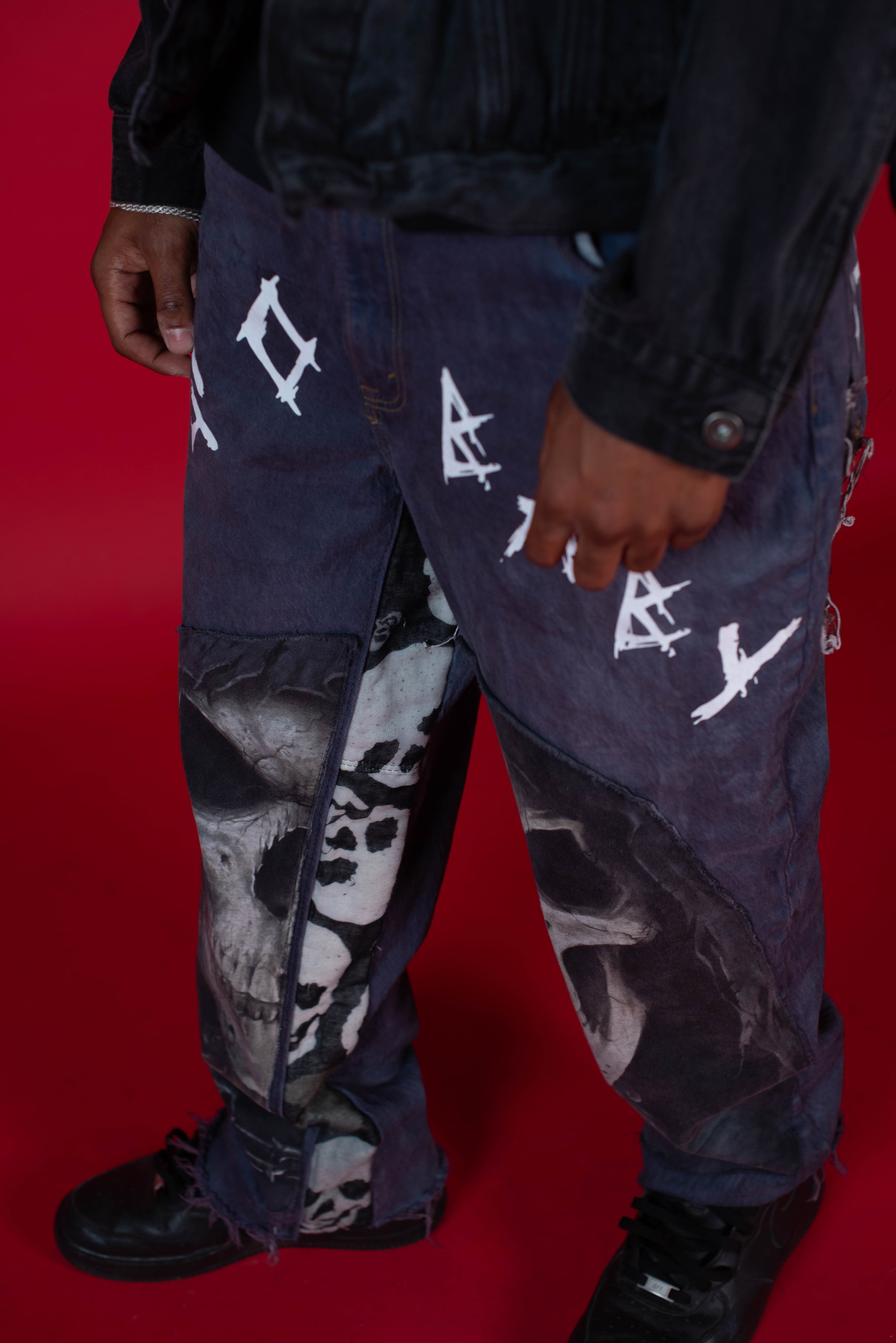 1-1 EB Skull Pants