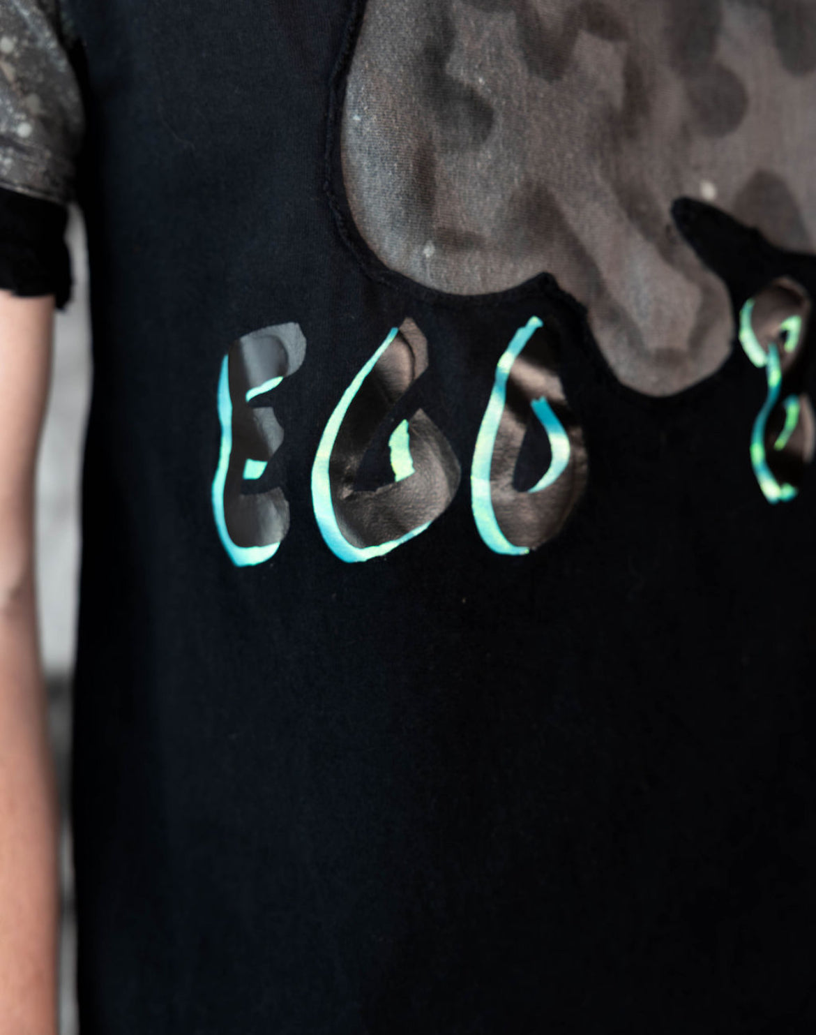 1-1 Cross splotch T-shirt