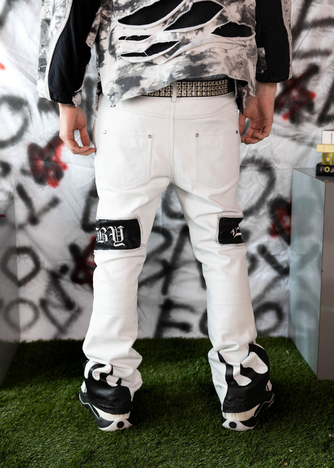 1-1 Spike Leather pants