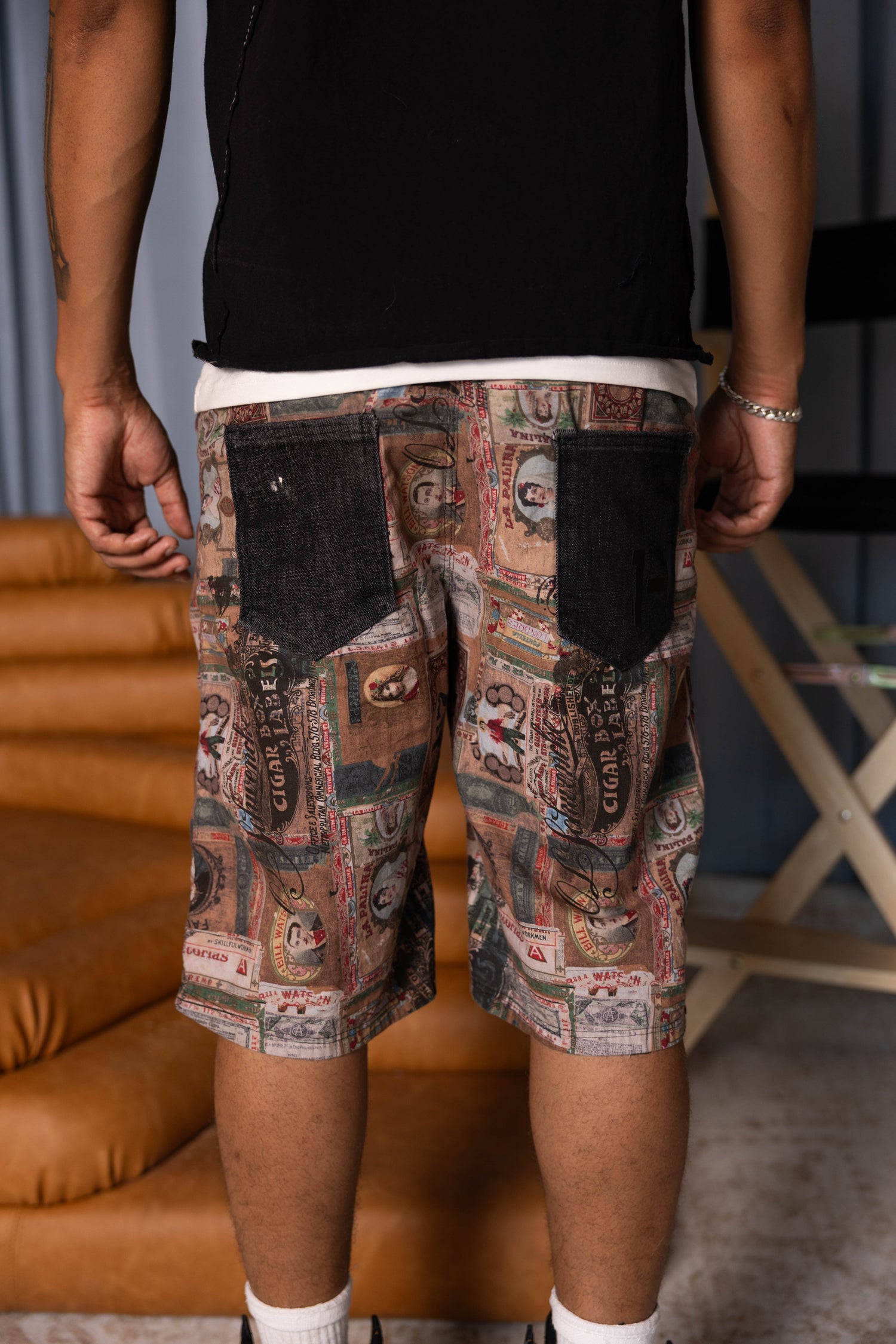 1-1 EB Old Money Shorts